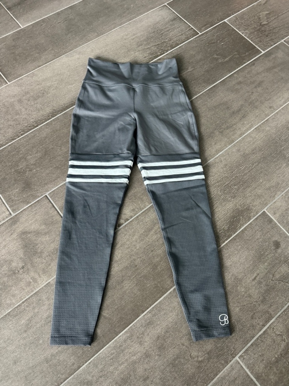 Bombshell Active Leggings with Striped Knee Detail